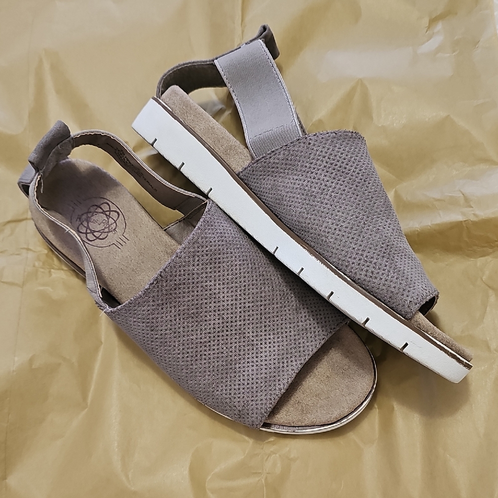 Elegant Taupe Slingback Sandals 'Kacie' By Hokus Pokus